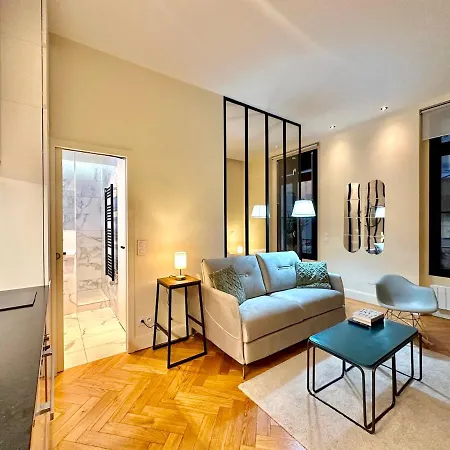 Apartament Eiffel Tower Champs De Mars *